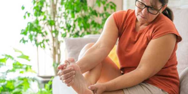 How to Manage Plantar Fasciitis Pain at Home: A Practical Guide for Relief